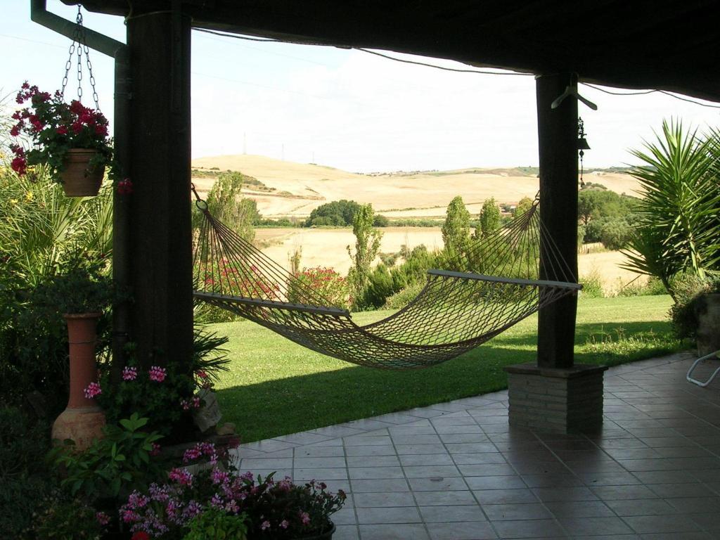Casale Farnesiana B&B Tarquinia Bagian luar foto