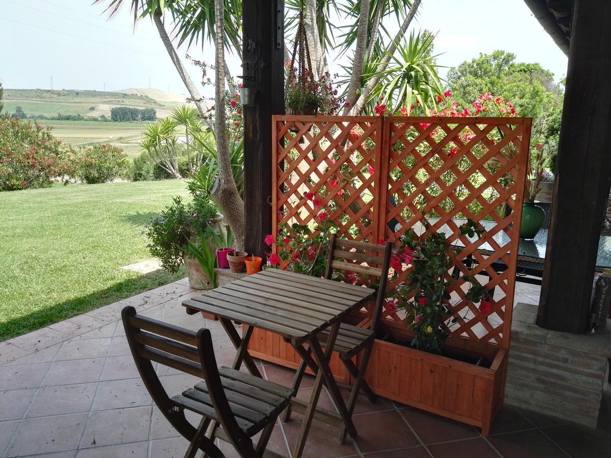 Casale Farnesiana B&B Tarquinia Bagian luar foto