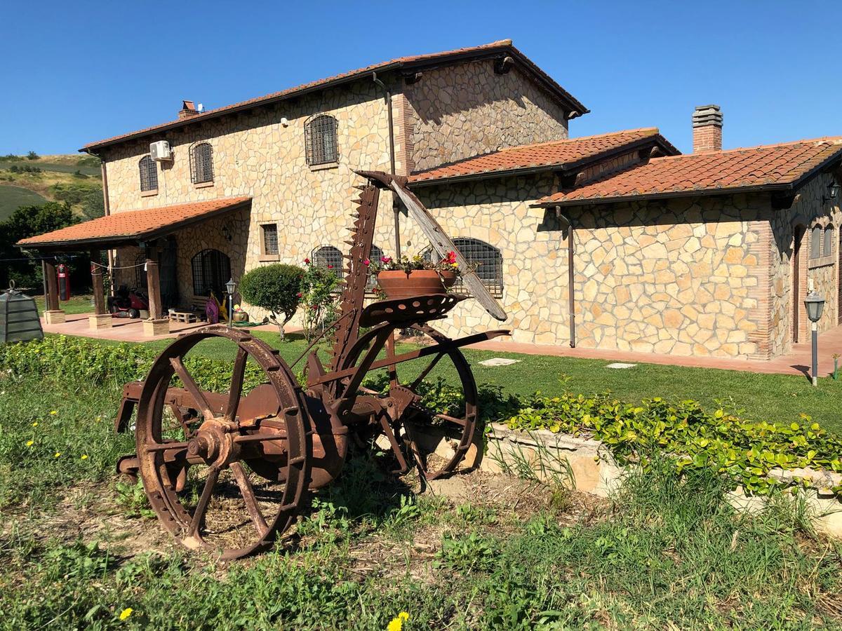 Casale Farnesiana B&B Tarquinia Bagian luar foto