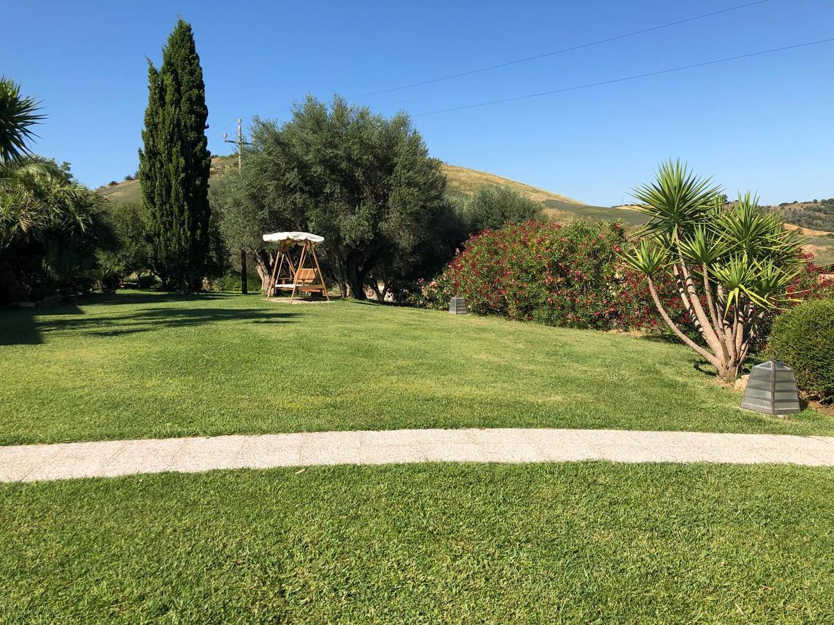 Casale Farnesiana B&B Tarquinia Bagian luar foto