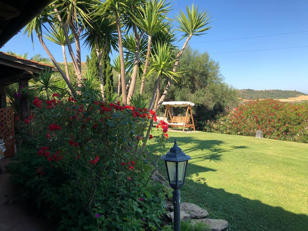 Casale Farnesiana B&B Tarquinia Bagian luar foto