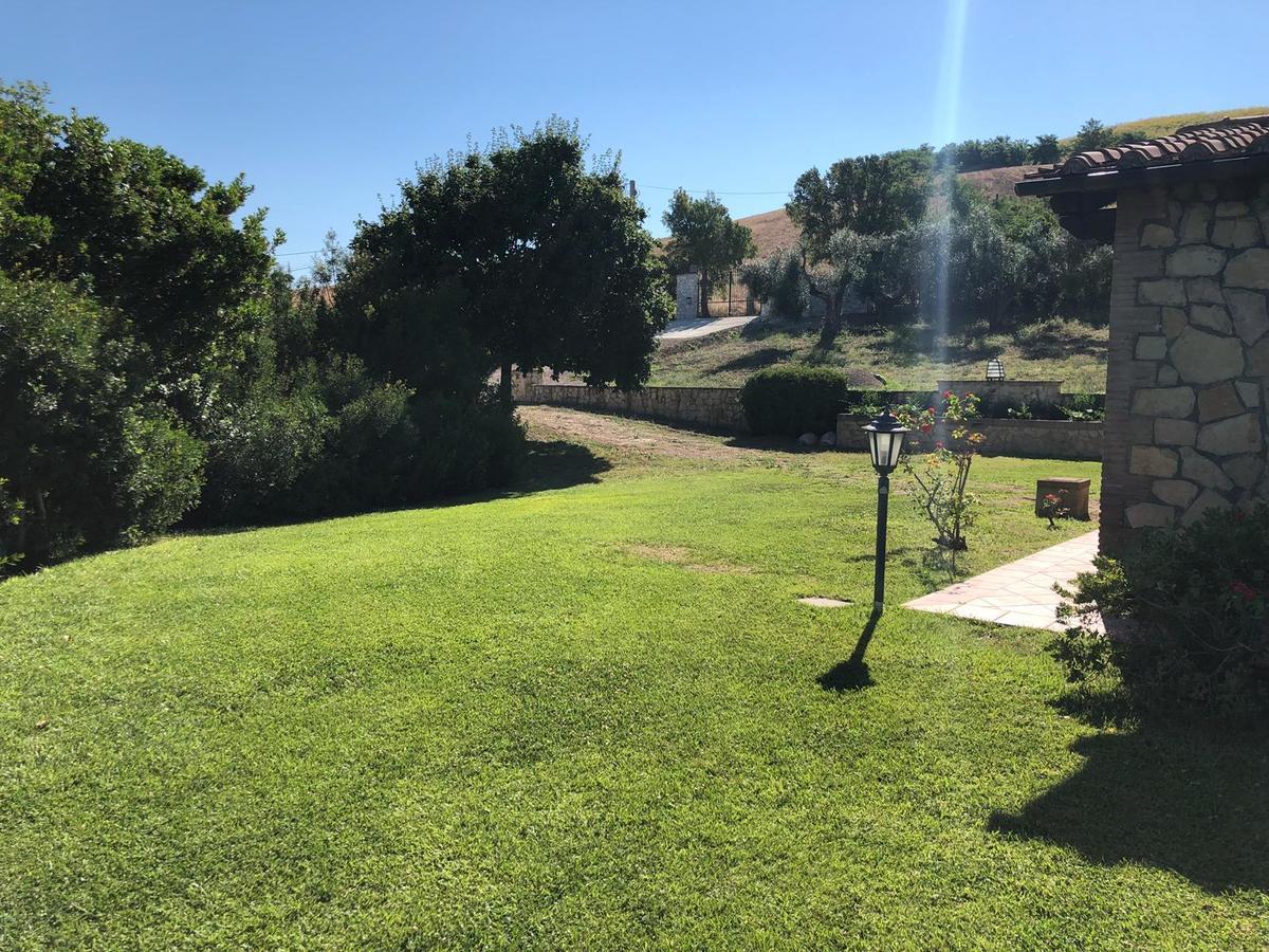 Casale Farnesiana B&B Tarquinia Bagian luar foto