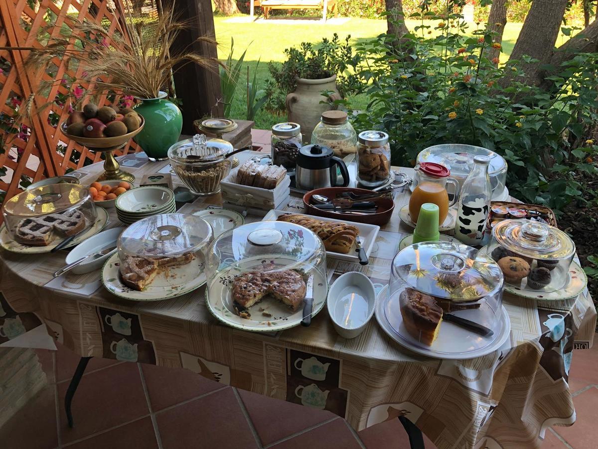 Casale Farnesiana B&B Tarquinia Bagian luar foto